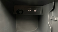 Nissan Qashqai 1.3 DiG-T MH N-Connecta [Glass Roof] 5dr Petrol Hatchback